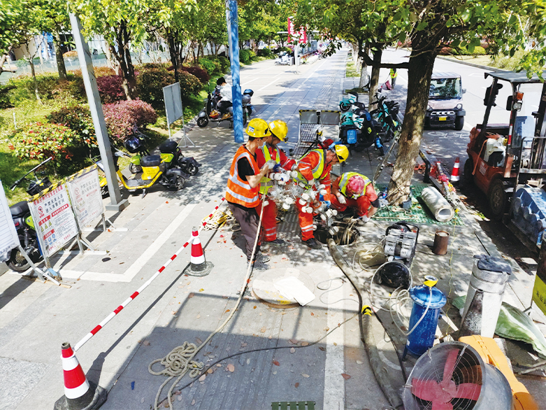  莎车UV-CIPP紫外光固化修复