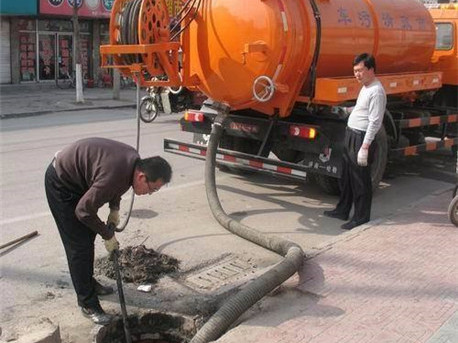 莎车清掏化粪池，健康生活从这里开始